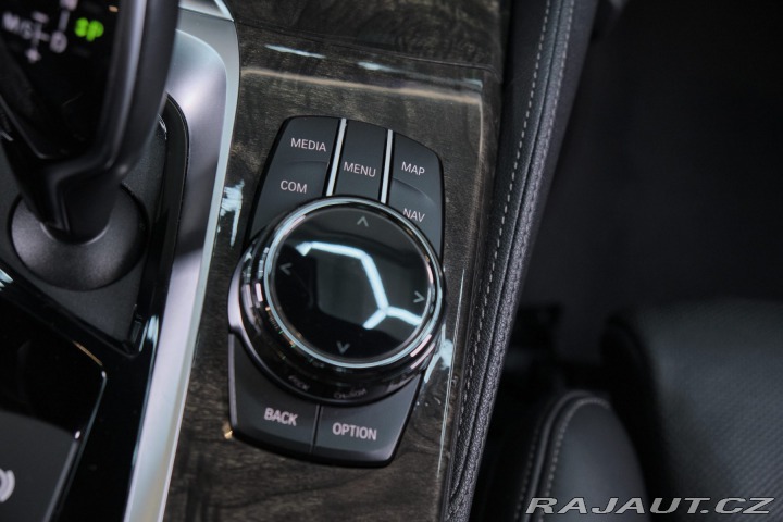 BMW 5 i xdrive 3.0 2019
