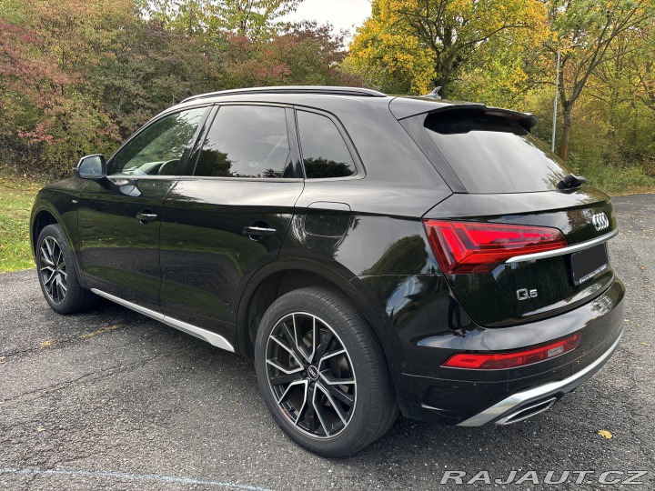 Audi Q5 50TFSI e S-Line panorama 2021