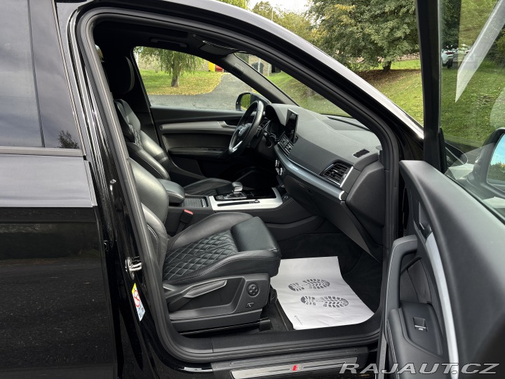 Audi Q5 50TFSI e S-Line panorama 2021
