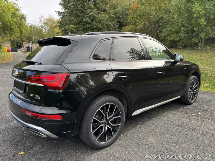 Audi Q5 50TFSI e S-Line panorama 2021
