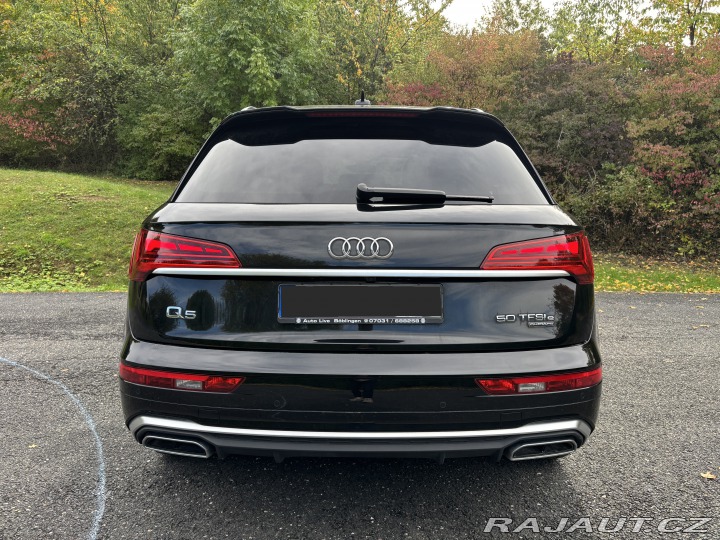 Audi Q5 50TFSI e S-Line panorama 2021