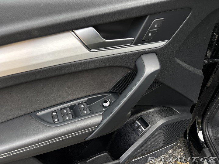 Audi Q5 50TFSI e S-Line panorama 2021