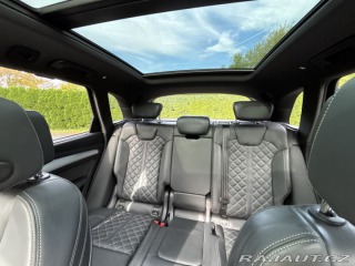 Audi Q5 50TFSI e S-Line panorama 2021