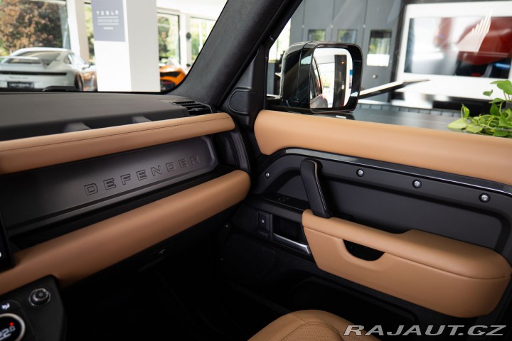 Land Rover Defender 110 V8 P425 X Matné PPF/M 2025