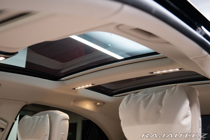 Mercedes-Benz S  2026