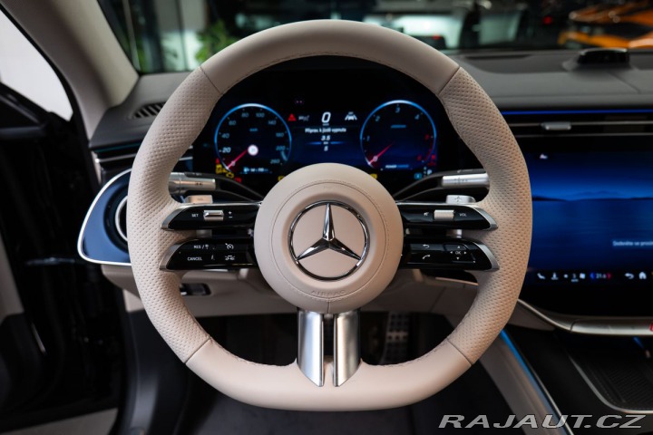 Mercedes-Benz S  2026