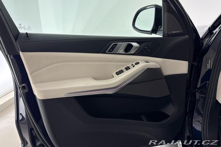 BMW X5 M50i 2019