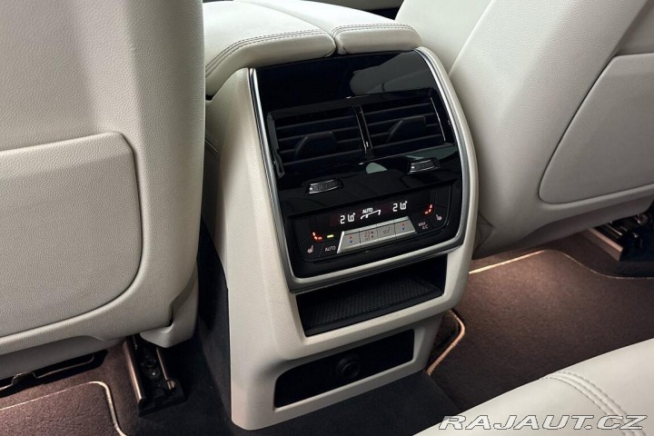 BMW X5 M50i 2019