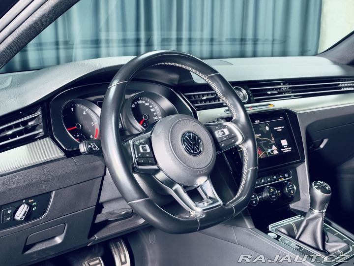 Volkswagen Passat 2.0TDI*R-LINE*CZ*LED*1.MA 2019