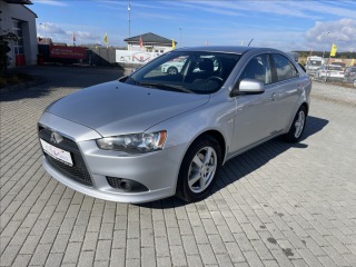 Mitsubishi Lancer 1,6 i 86kw Invite Klima T