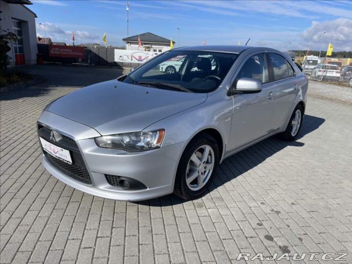 Mitsubishi Lancer 1,6 i 86kw Invite Klima T 2013