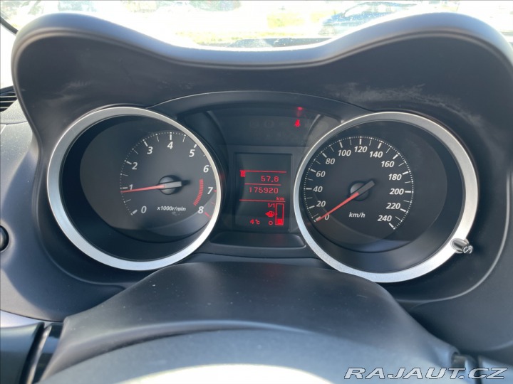 Mitsubishi Lancer 1,6 i 86kw Invite Klima T 2013
