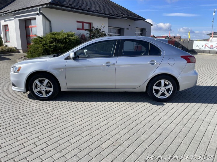 Mitsubishi Lancer 1,6 i 86kw Invite Klima T 2013