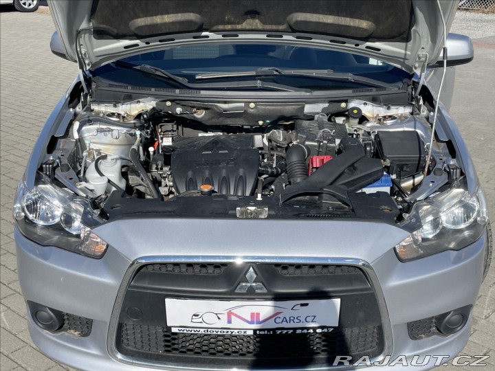 Mitsubishi Lancer 1,6 i 86kw Invite Klima T 2013