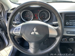 Mitsubishi Lancer 1,6 i 86kw Invite Klima T 2013
