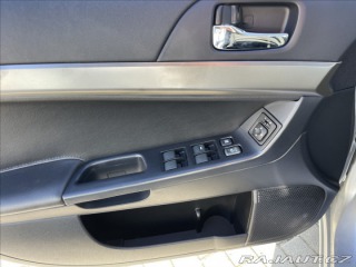 Mitsubishi Lancer 1,6 i 86kw Invite Klima T 2013