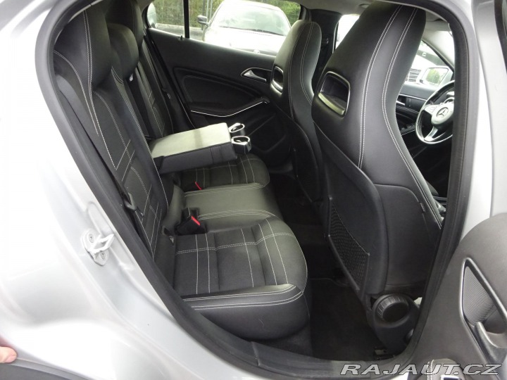 Mercedes-Benz GLA 200d 100kW 4MATIC PANORAM 2017