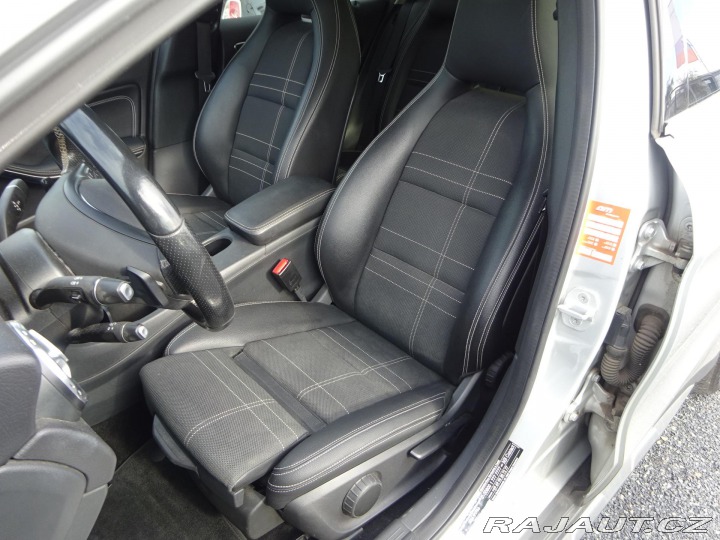 Mercedes-Benz GLA 200d 100kW 4MATIC PANORAM 2017