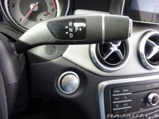 Mercedes-Benz GLA 200d 100kW 4MATIC PANORAM 2017