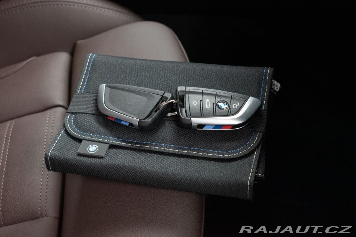 BMW 3 320d xDrive ///M*ZÁRUKA*Č 2025