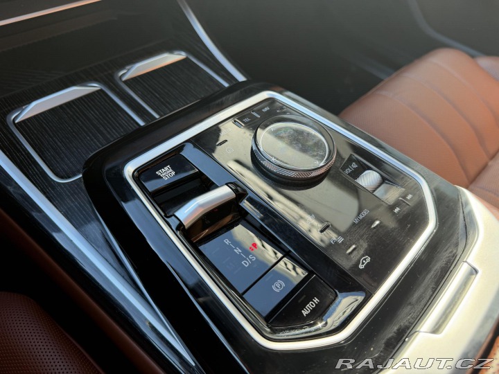 BMW 7 40XD 220kW M-PAKET INDIVI 2024