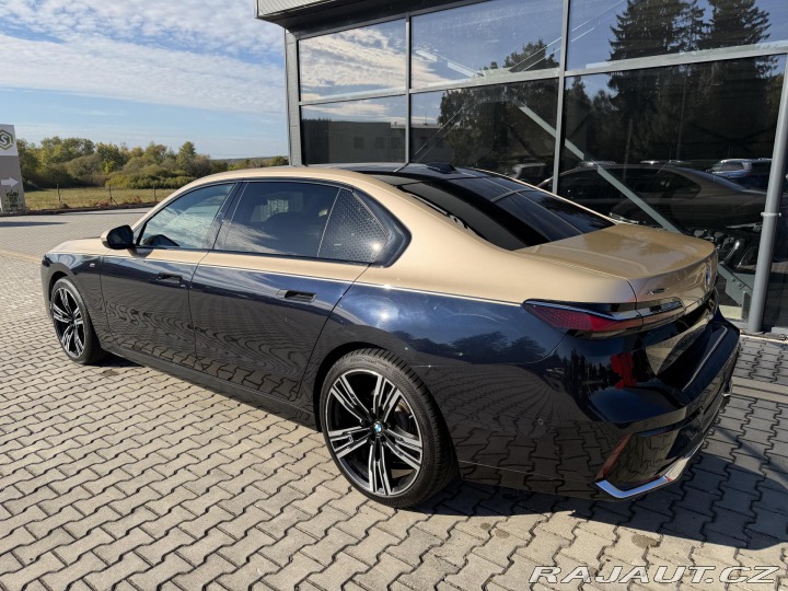 BMW 7 40XD 220kW M-PAKET INDIVI 2024