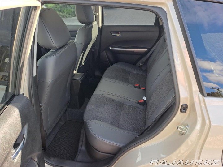 Suzuki Vitara 1,4 Elegance AT MY25 2026