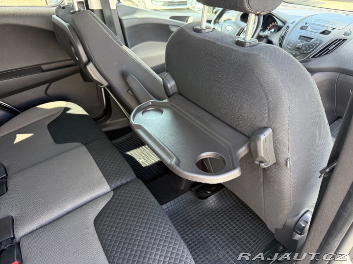 Ford Tourneo Courier 1.5 TDCi 70kW 5 míst 2016