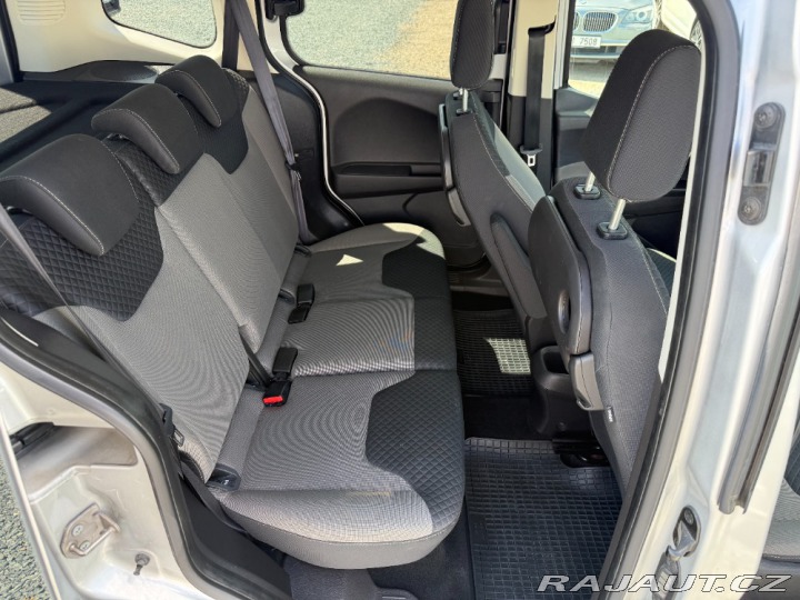 Ford Tourneo Courier 1.5 TDCi 70kW 5 míst 2016