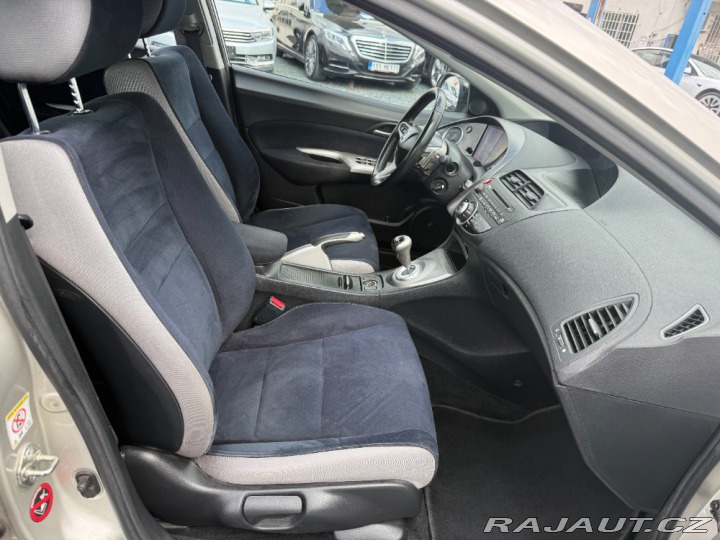 Honda Civic 1.8 VTEC SPORT AUTOMAT 2006