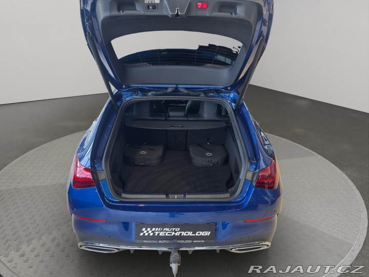 Mercedes-Benz CLA 250 e Shooting Brake AMG 2025