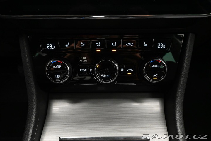 Škoda Superb 2,0 TDI 110 kW DSG Style 2023