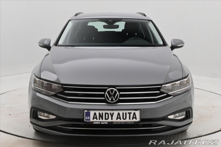 Volkswagen Passat 2,0 TDI 110 kW DSG Busine 2023