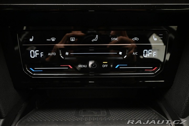 Volkswagen Passat 2,0 TDI 110 kW DSG Busine 2023
