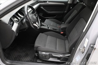Volkswagen Passat 2,0 TDI 110 kW DSG Busine 2023