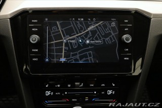 Volkswagen Passat 2,0 TDI 110 kW DSG Busine 2023