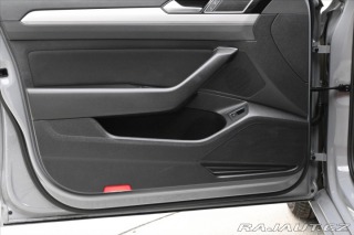 Volkswagen Passat 2,0 TDI 110 kW DSG Busine 2023