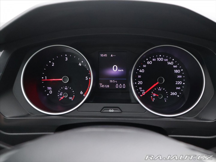 Volkswagen Tiguan 2,0 TDI Webasto Tažné 1.M 2017