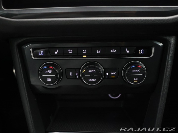 Volkswagen Tiguan 2,0 TDI Webasto Tažné 1.M 2017