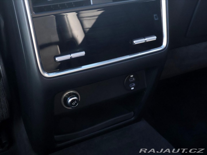 Porsche Cayenne 3,0 EHV 340kW Platinum DP 2022