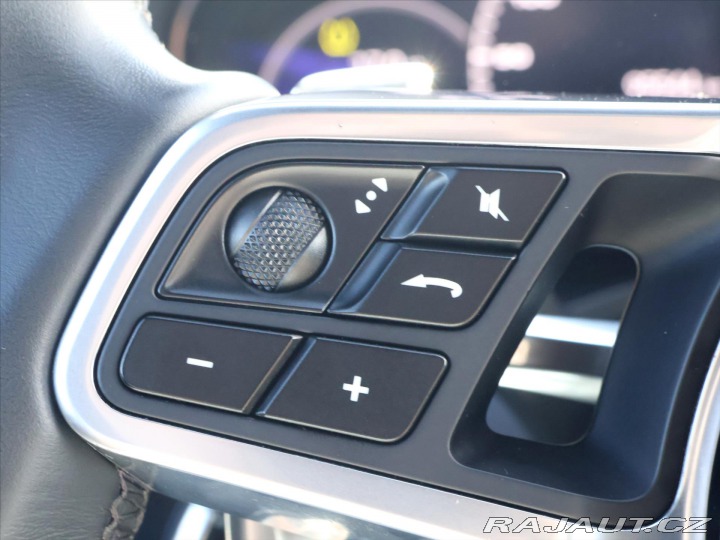 Porsche Cayenne 3,0 EHV 340kW Platinum DP 2022