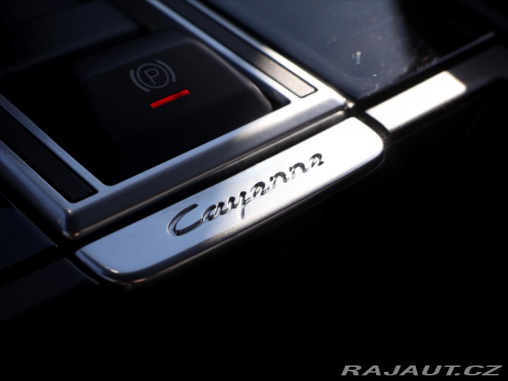 Porsche Cayenne 3,0 EHV 340kW Platinum DP 2022