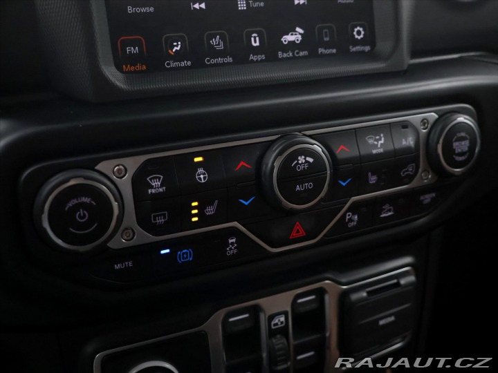 Jeep Wrangler 2,0 4xe Unlimited CZ DPH 2022