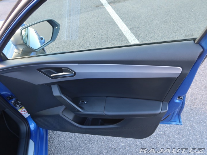 Seat Leon 1,5 eTSI DSG FR 2026