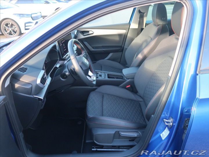 Seat Leon 1,5 eTSI DSG FR 2026