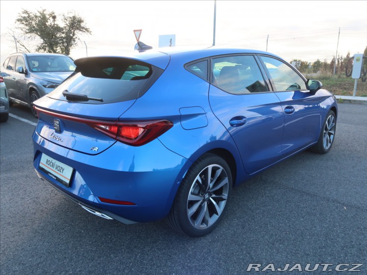 Seat Leon 1,5 eTSI DSG FR 2026