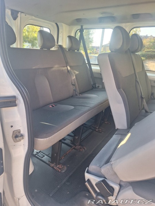 Opel Vivaro 2,0 CDTI 66 kW - 9 míst 2013