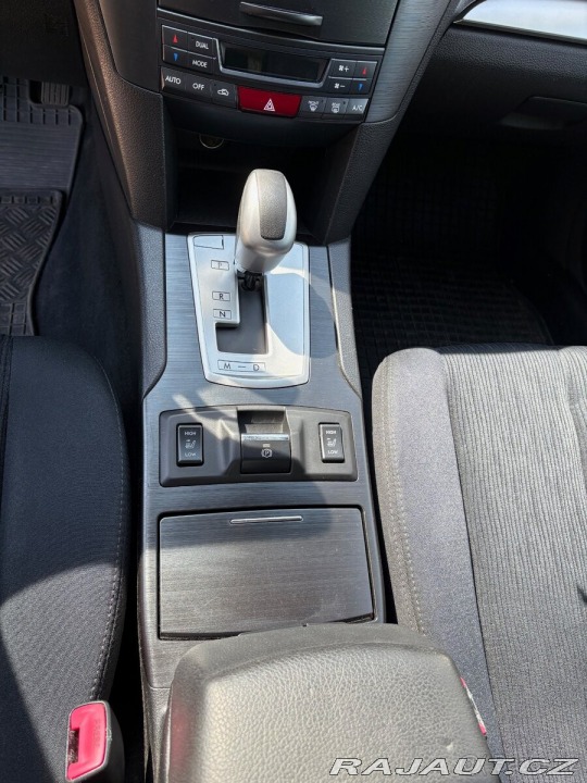 Subaru Outback 2,5 BENZIN, Active, CVT 2013