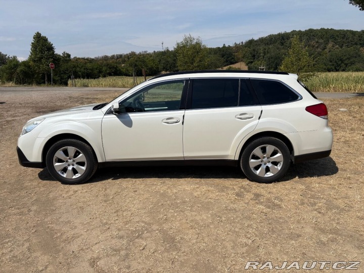 Subaru Outback 2,5 BENZIN, Active, CVT 2013