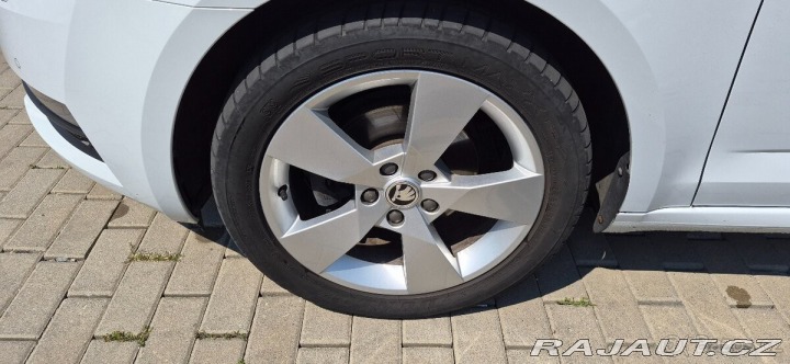 Škoda Octavia 1,6 TDI 2020